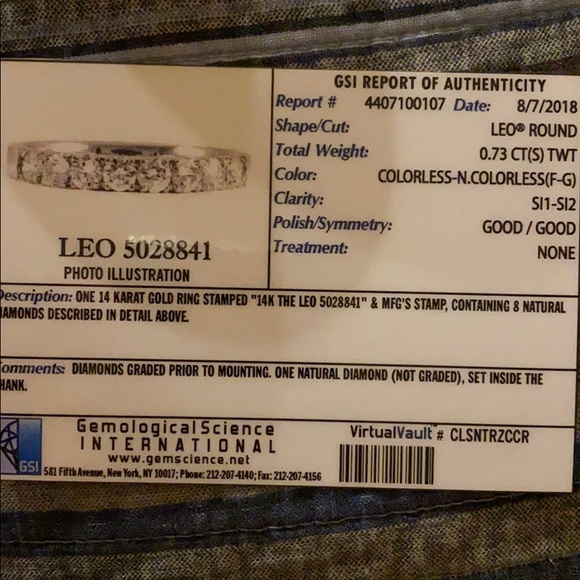 Leo Artisan Princess Cut 1ct Ring and Wedding Band - Picture 15 of 16